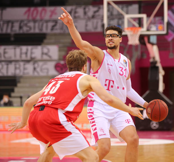 塞鸟的加入 塞鸟的加入