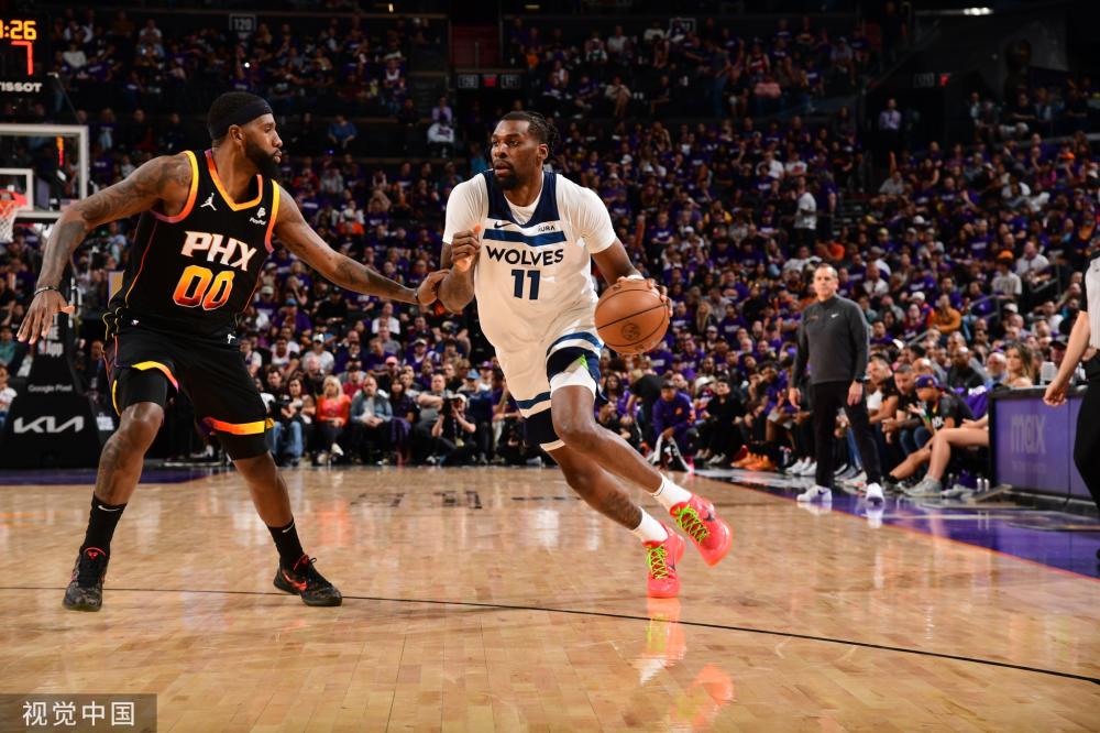 季后赛上演 季后赛上演