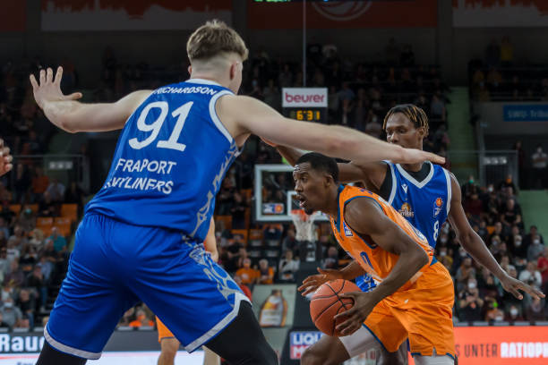 制定助威策 制定助威策